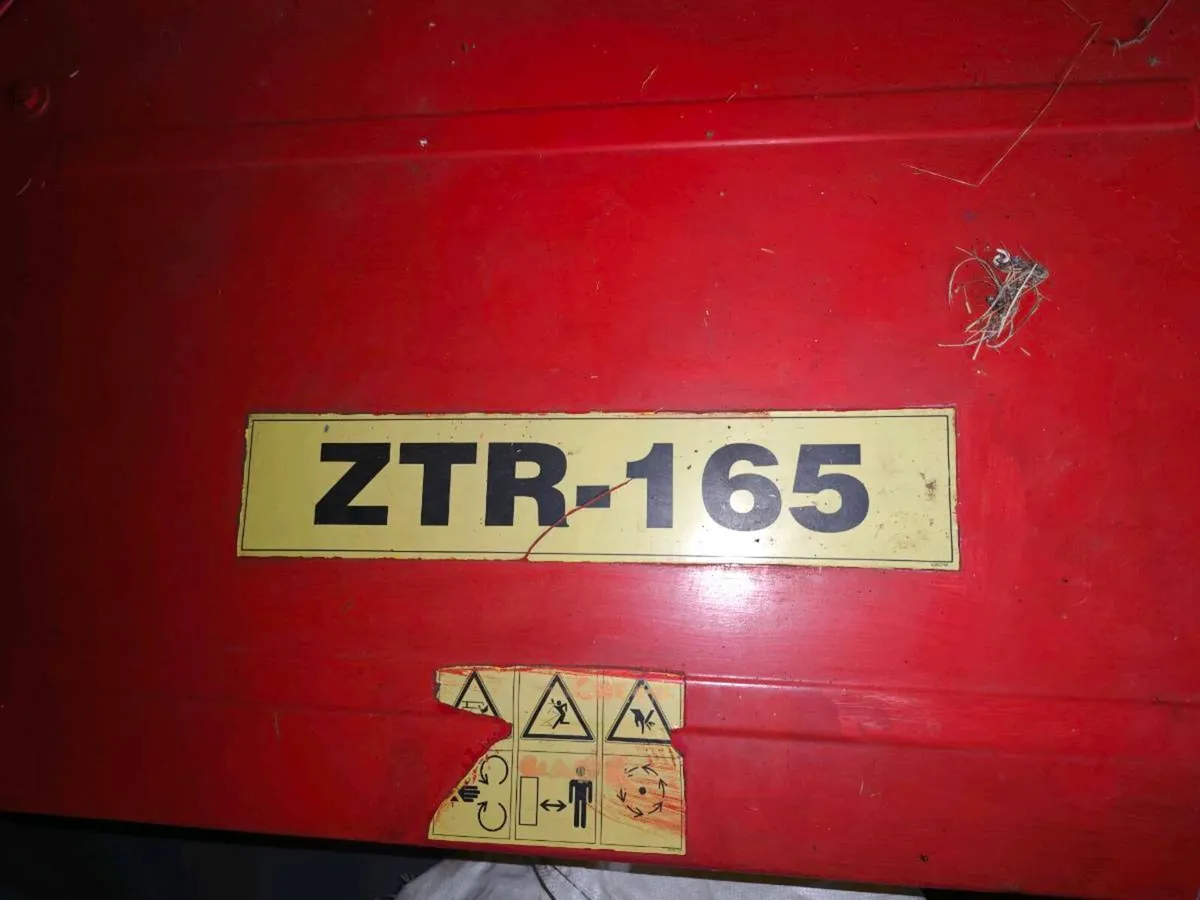Zetor 165 - Mowing Machine - Image 4