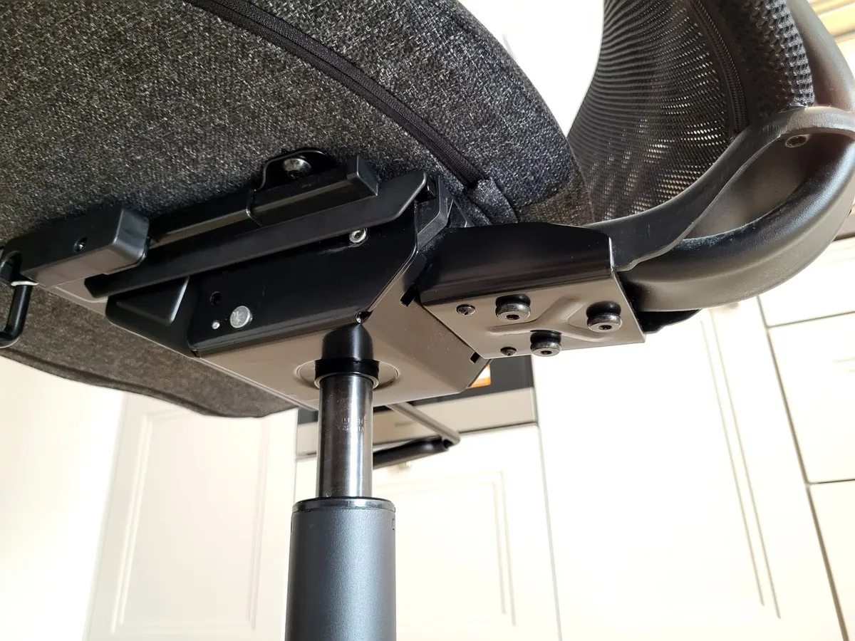 Office Chair - Image 4