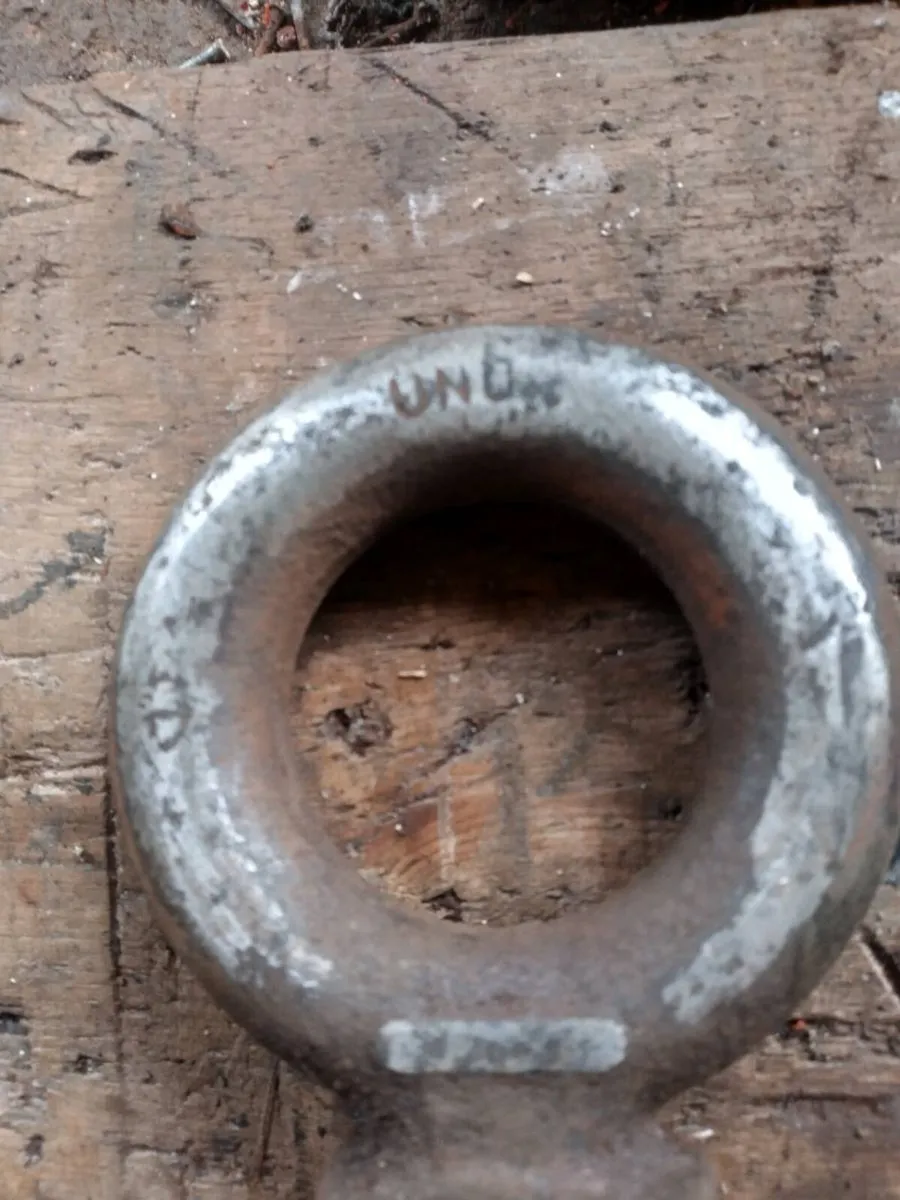 Vintage heavy duty lifting eye bolt - Image 3