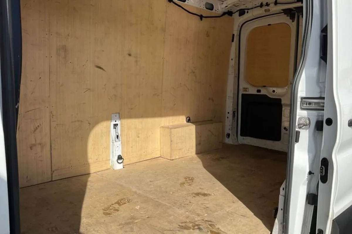 Ford Transit LEADER - Image 4