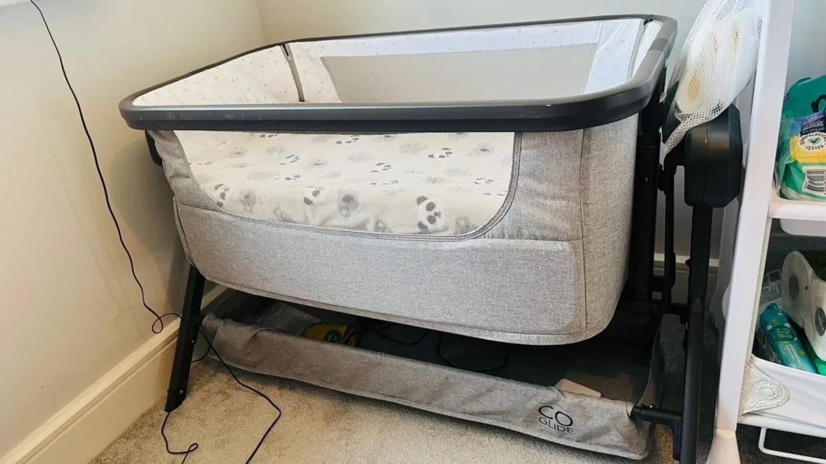 Baby elegance electric bedside crib & other items - Image 1