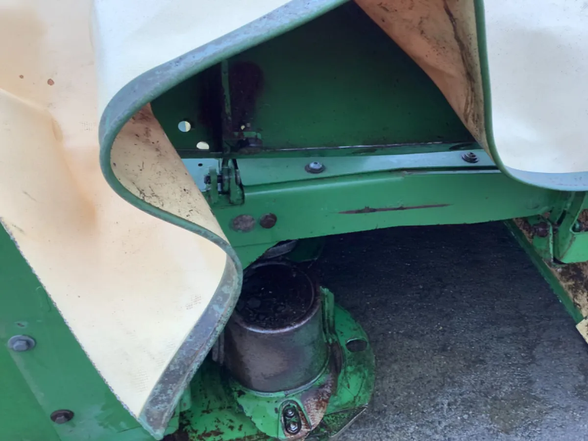Used Krone ECF 280 front mower - Image 4