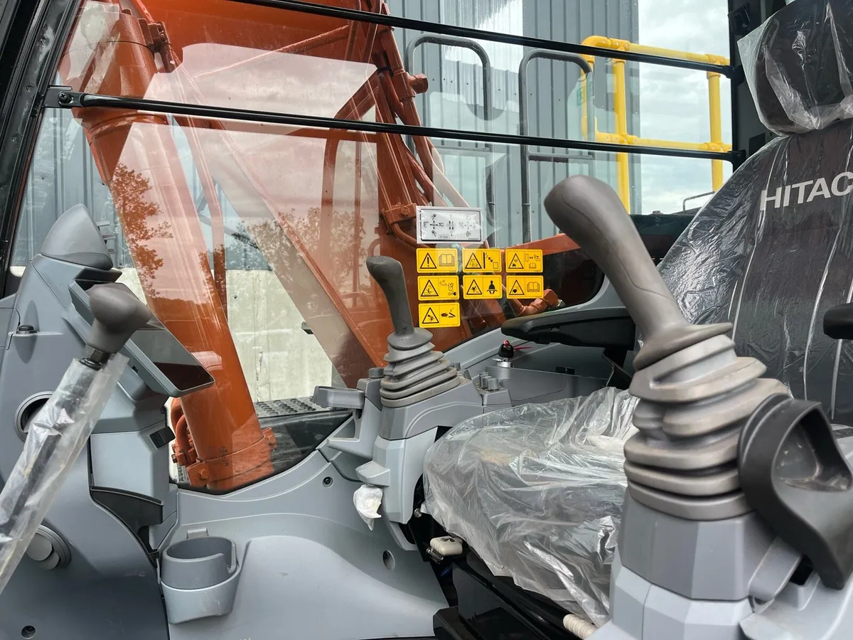 NEW hitachi 120-7 - Image 2