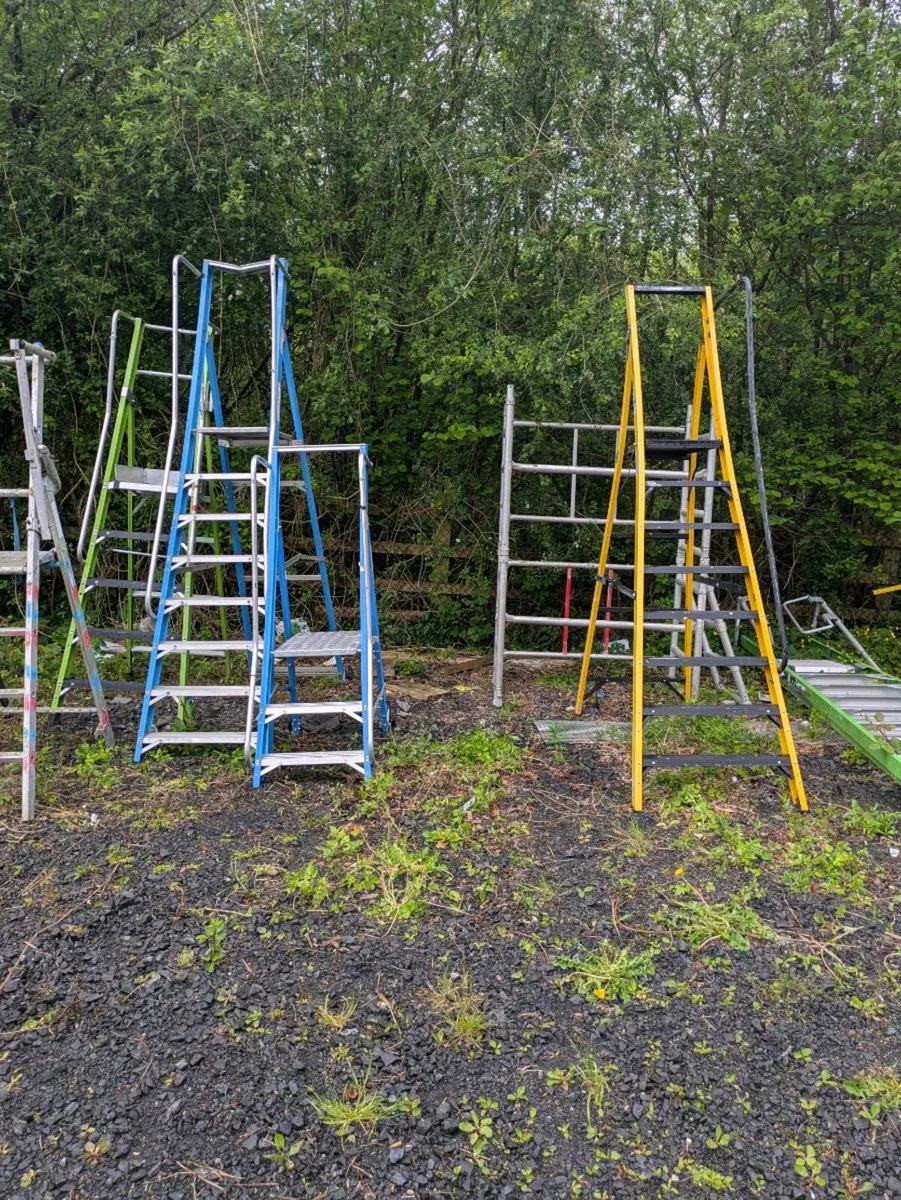 Platform ladders - Image 1