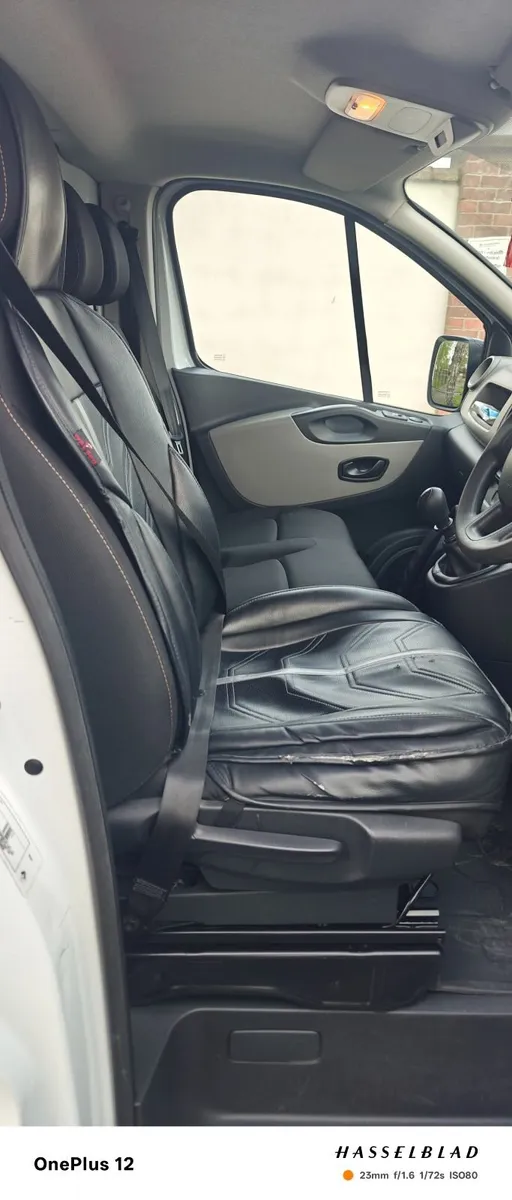 Renault Trafic 2016 - Image 1
