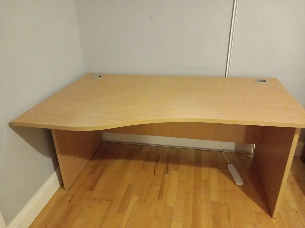 Desk - Image 2