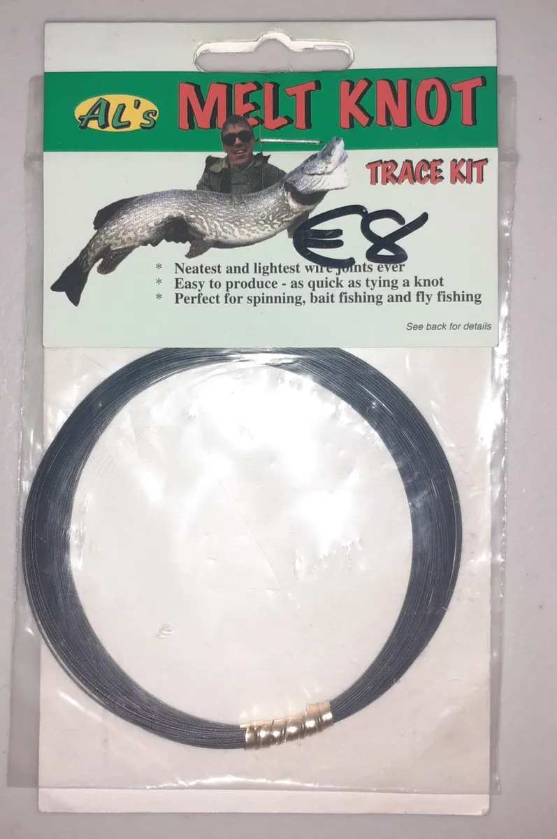 Pike Sea Bass flies 5 number - Image 2