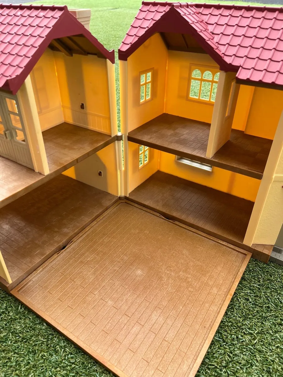 Sylvanian families house - Image 3