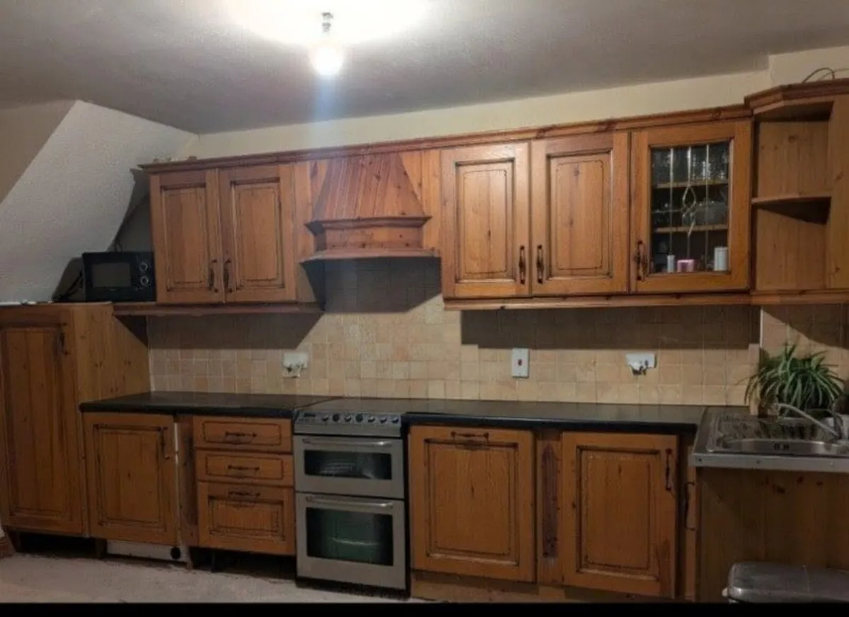 Kitchen - Image 1