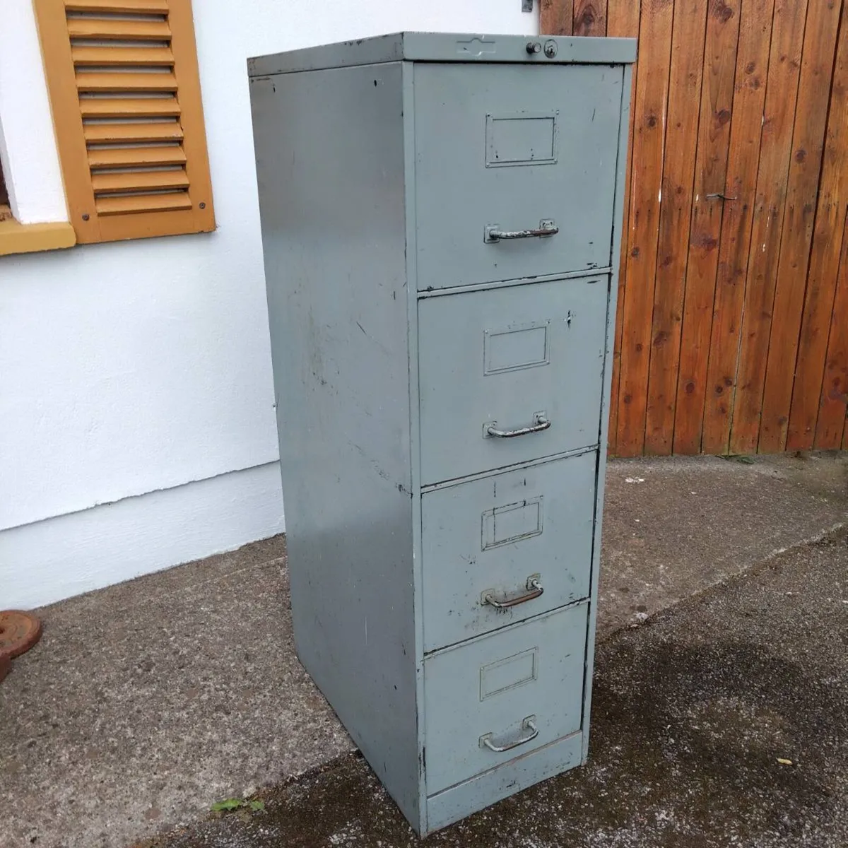 VINTAGE FILING CABINET - Image 1