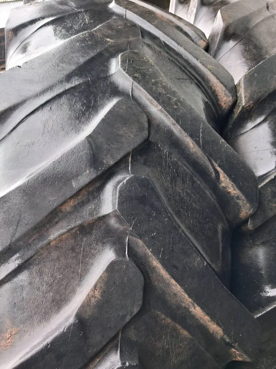 Tractor tyres - Image 2