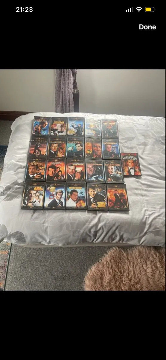 James Bond Special Edition 21 DVD - Image 1