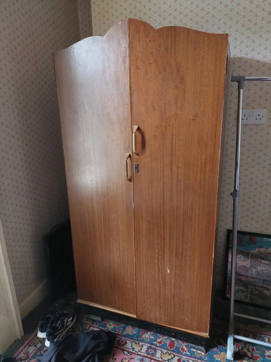 Furniture joblot 3 items - Image 2