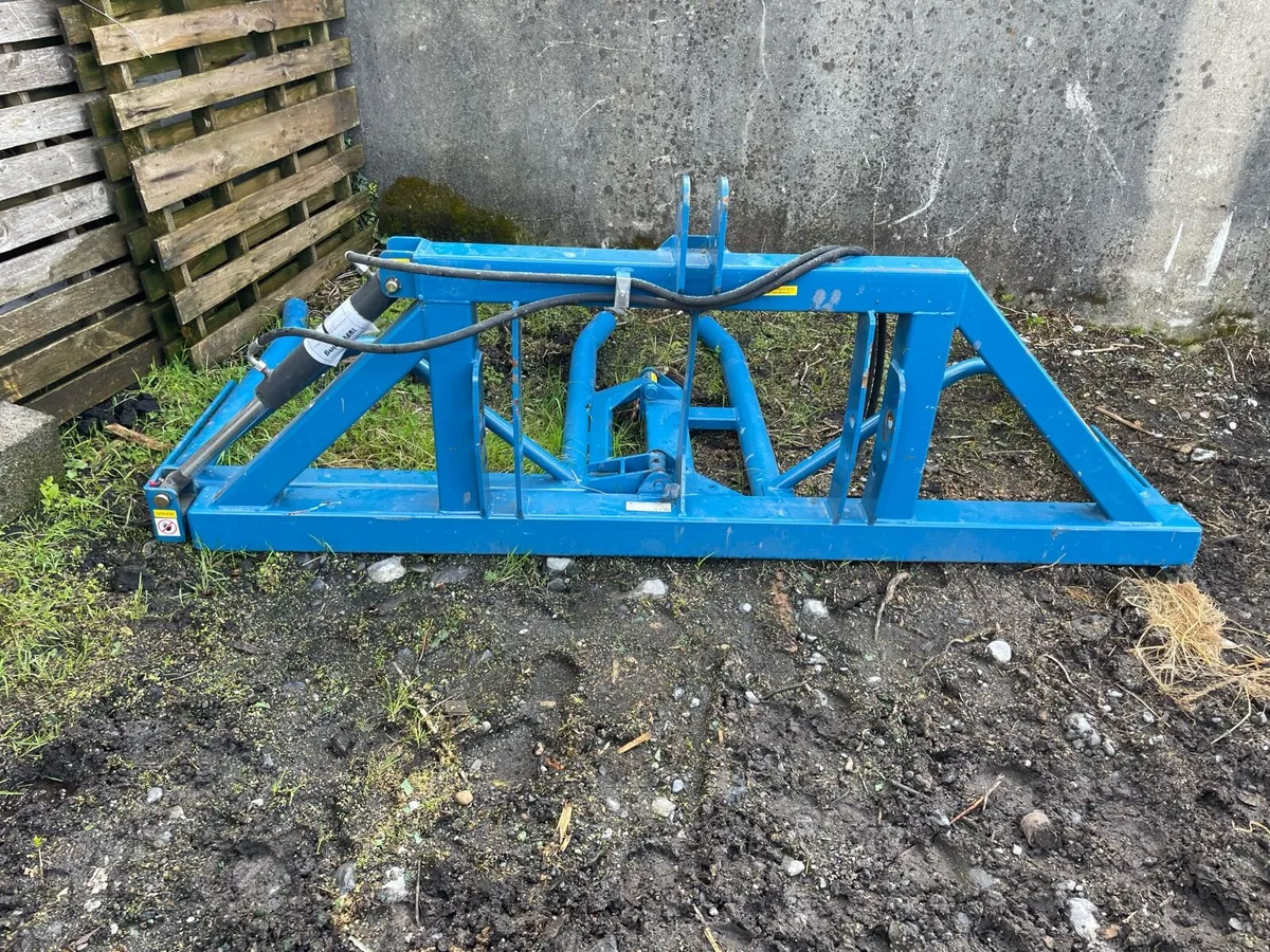 Fleming double bale lifter - Image 1