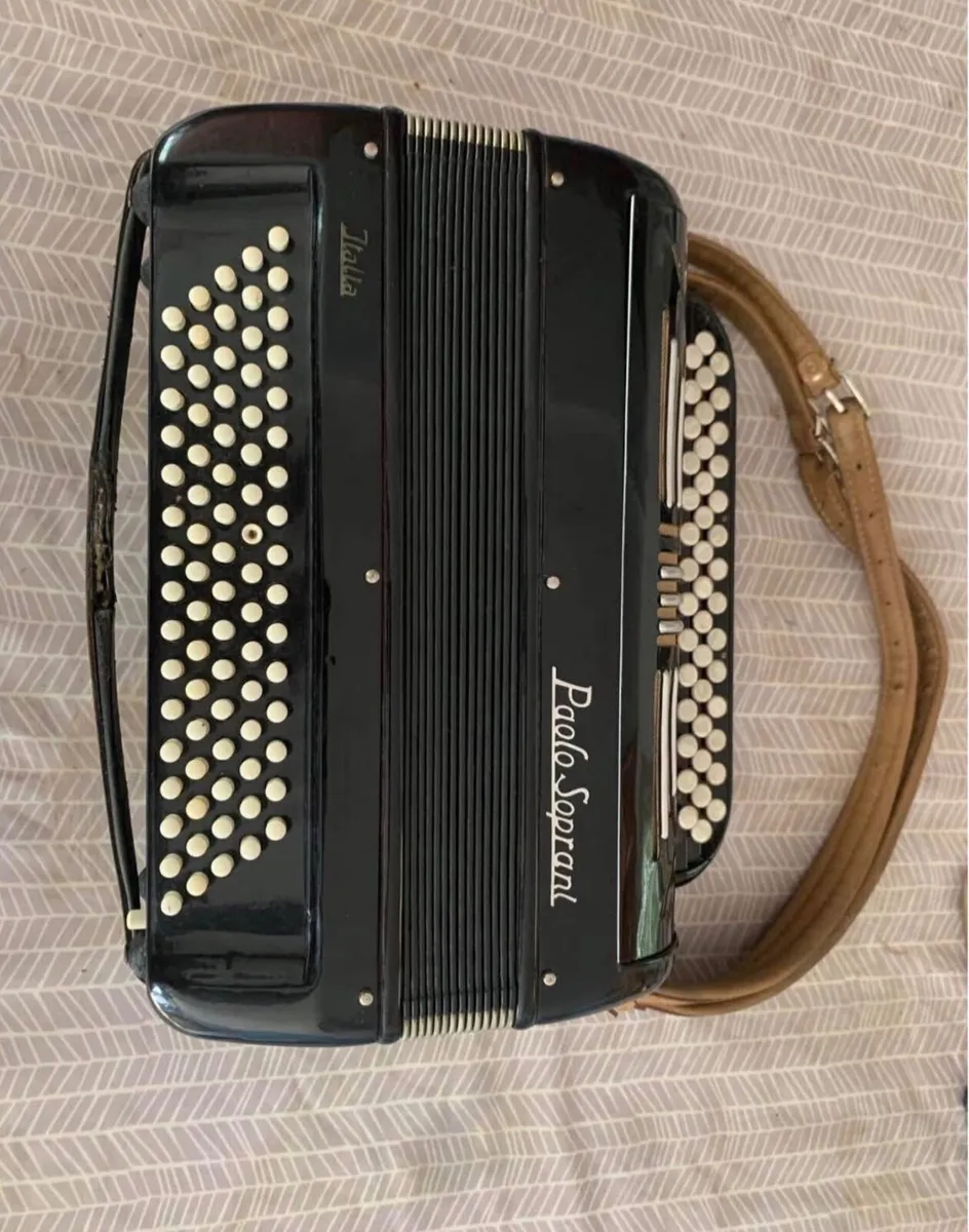 Vintage 1950’s Paolo Soprani accordion for sale - Image 2
