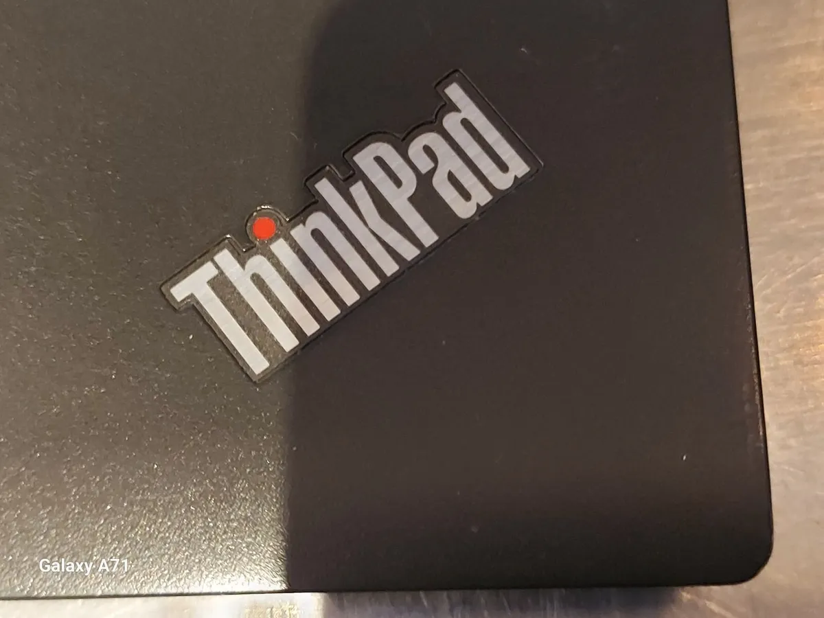 Lenovo Thinkpad Laptop, 4GB Ram, 300GB HDD, Win 10 - Image 4