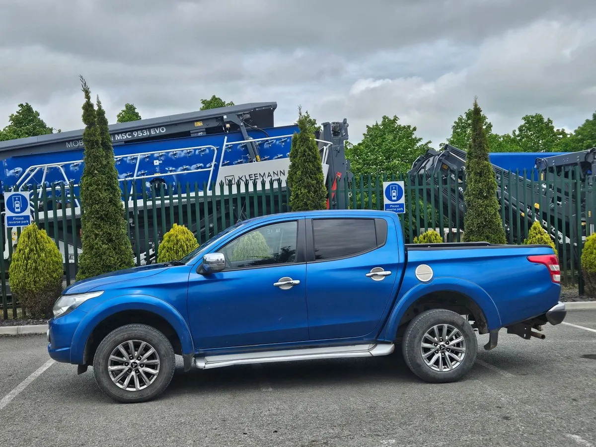 2018/182 Mitsubishi L200 2.4 Di-D Barbarian - Image 2