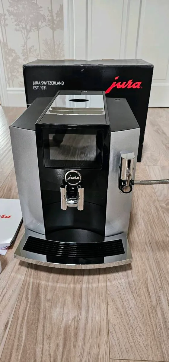 Coffee machine Jura s8 - Image 1