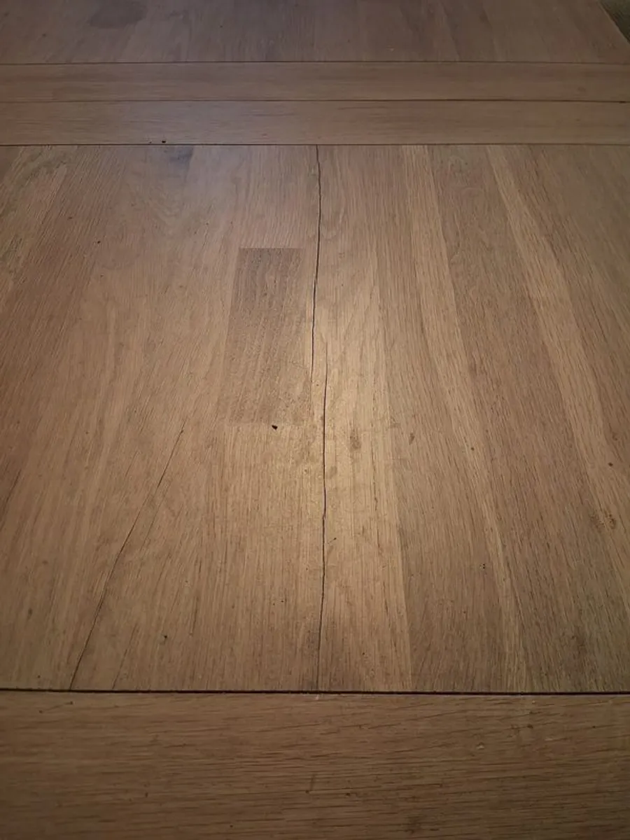 Extendable Solid oak table - Image 3