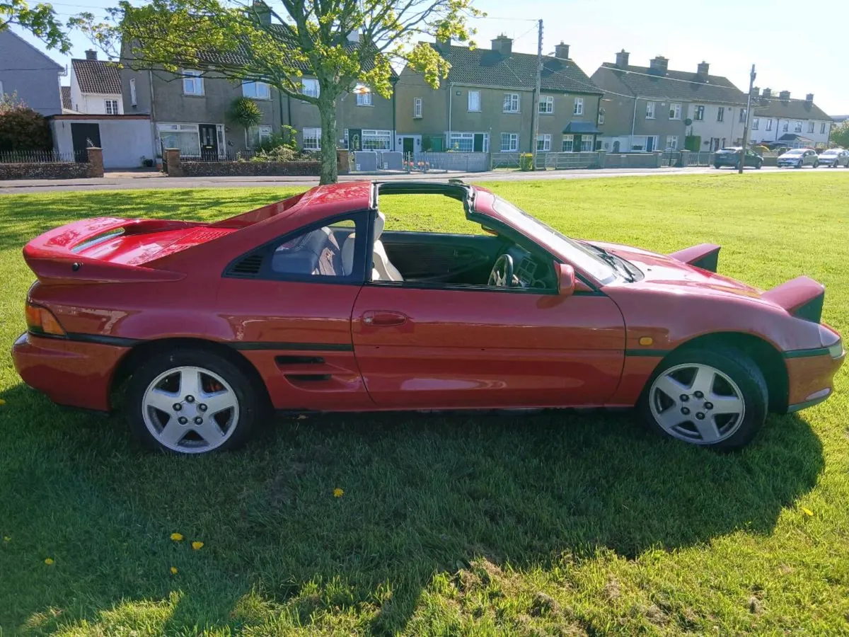 Vintage Toyota MR2 with full body kit - Image 4