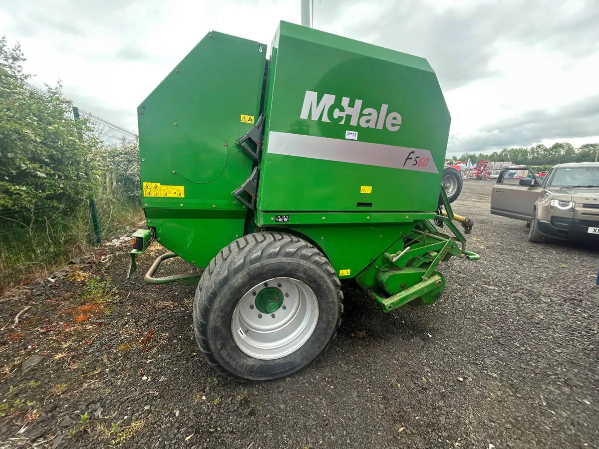 2011 McHale F560 Baler - Image 4