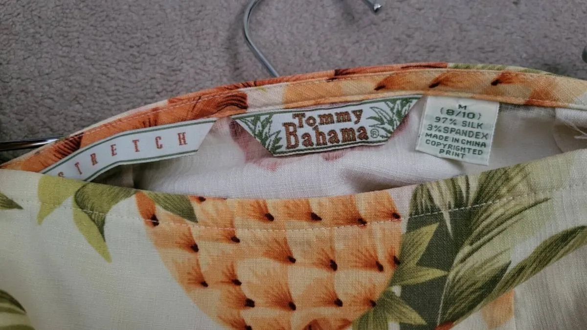 Gorgeous Tommy Bahama silk wrap skirt. - Image 1