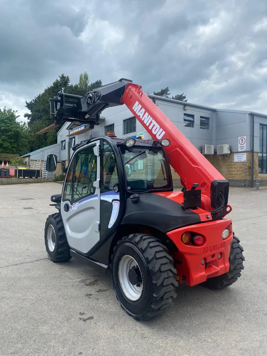 2017 MANITOU MT420 4M COMPACT TELESCOPIC FORKLIFT - Image 2