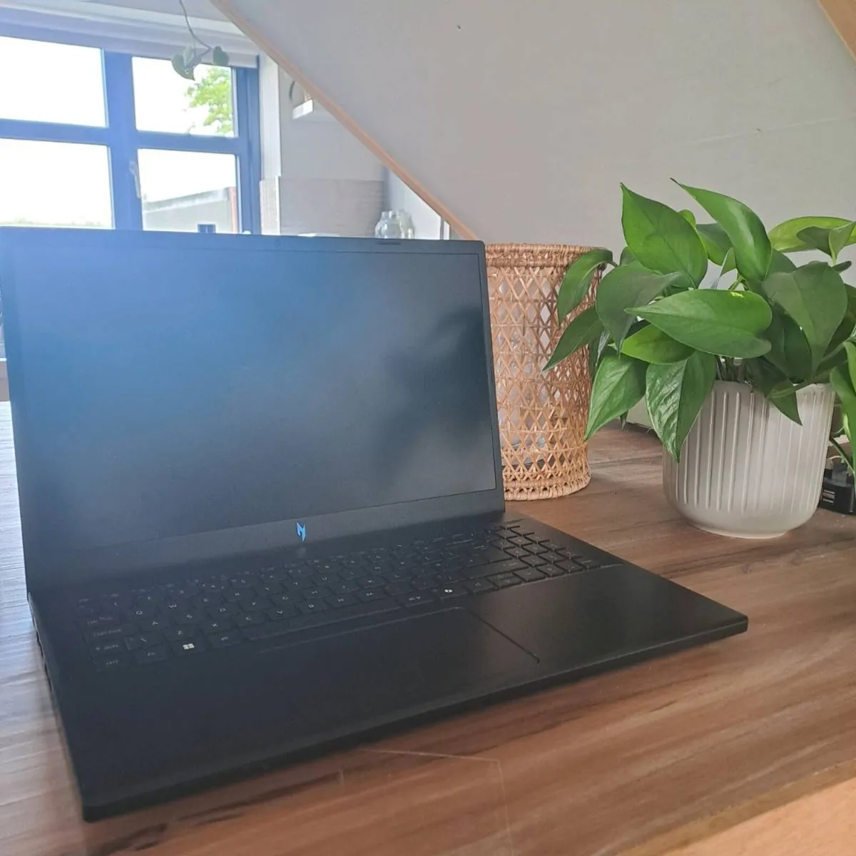 Laptop - Image 1