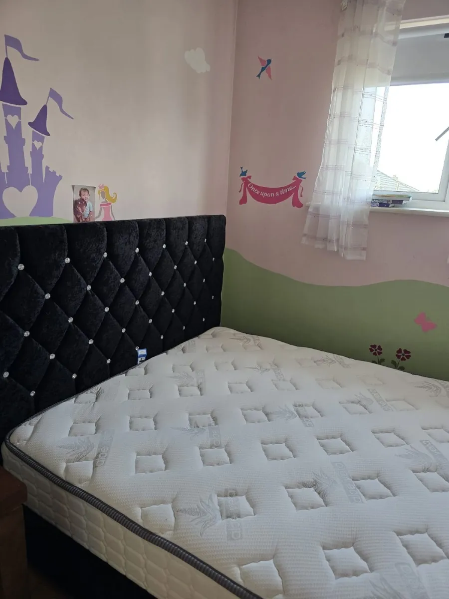 bed frame and mattress - Image 1