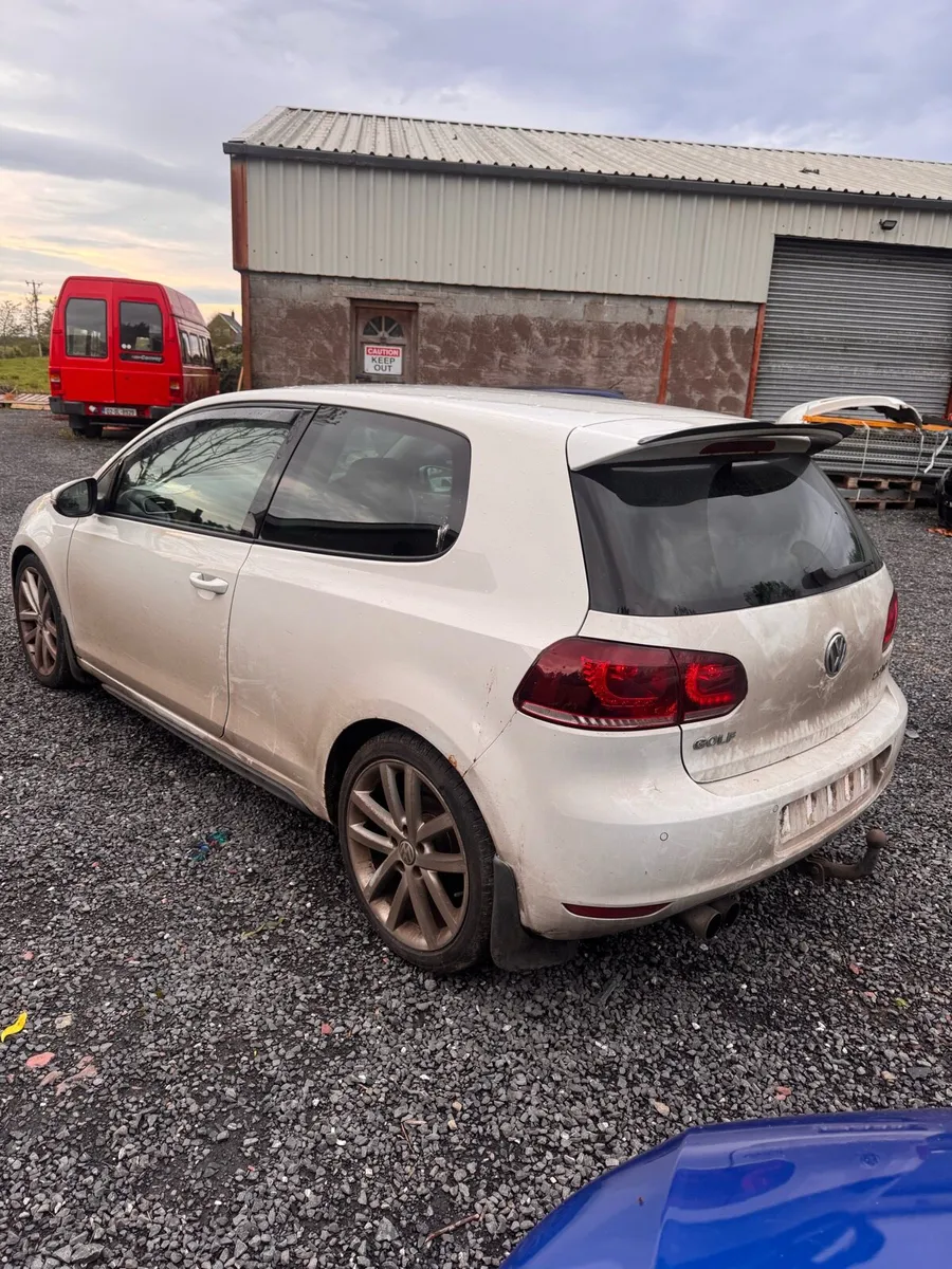 2010 MK6 Golf breaking - Image 3