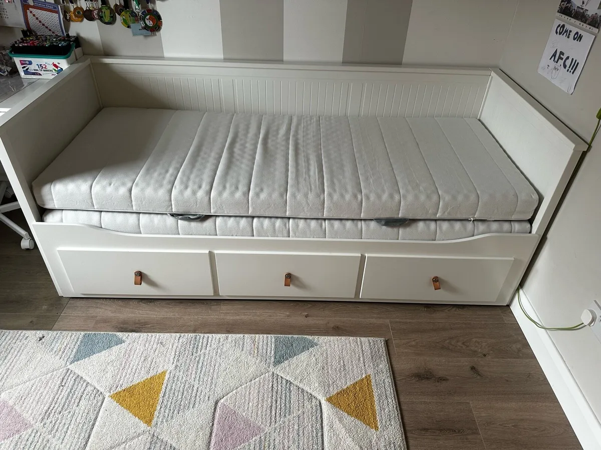 Ikea hemnes bed - Image 2
