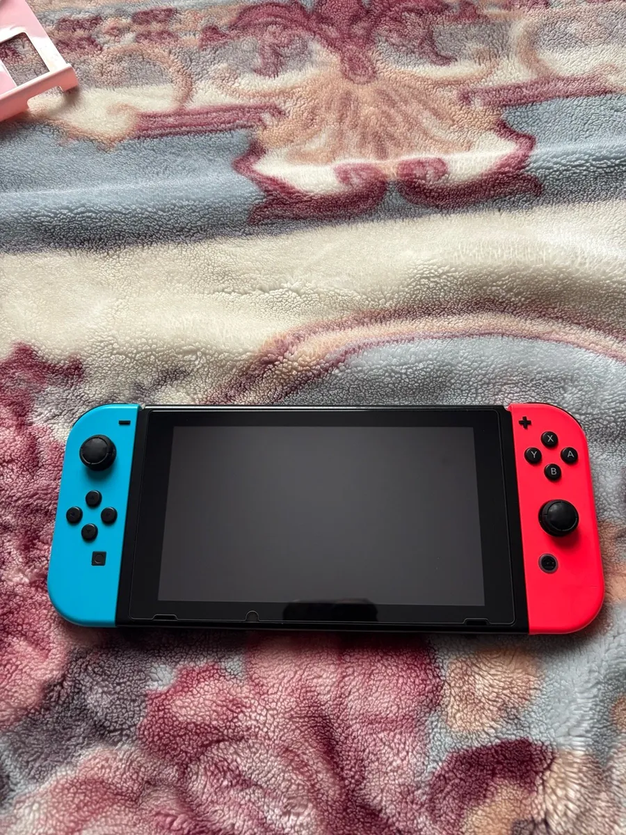 Nintendo Switch - Image 1