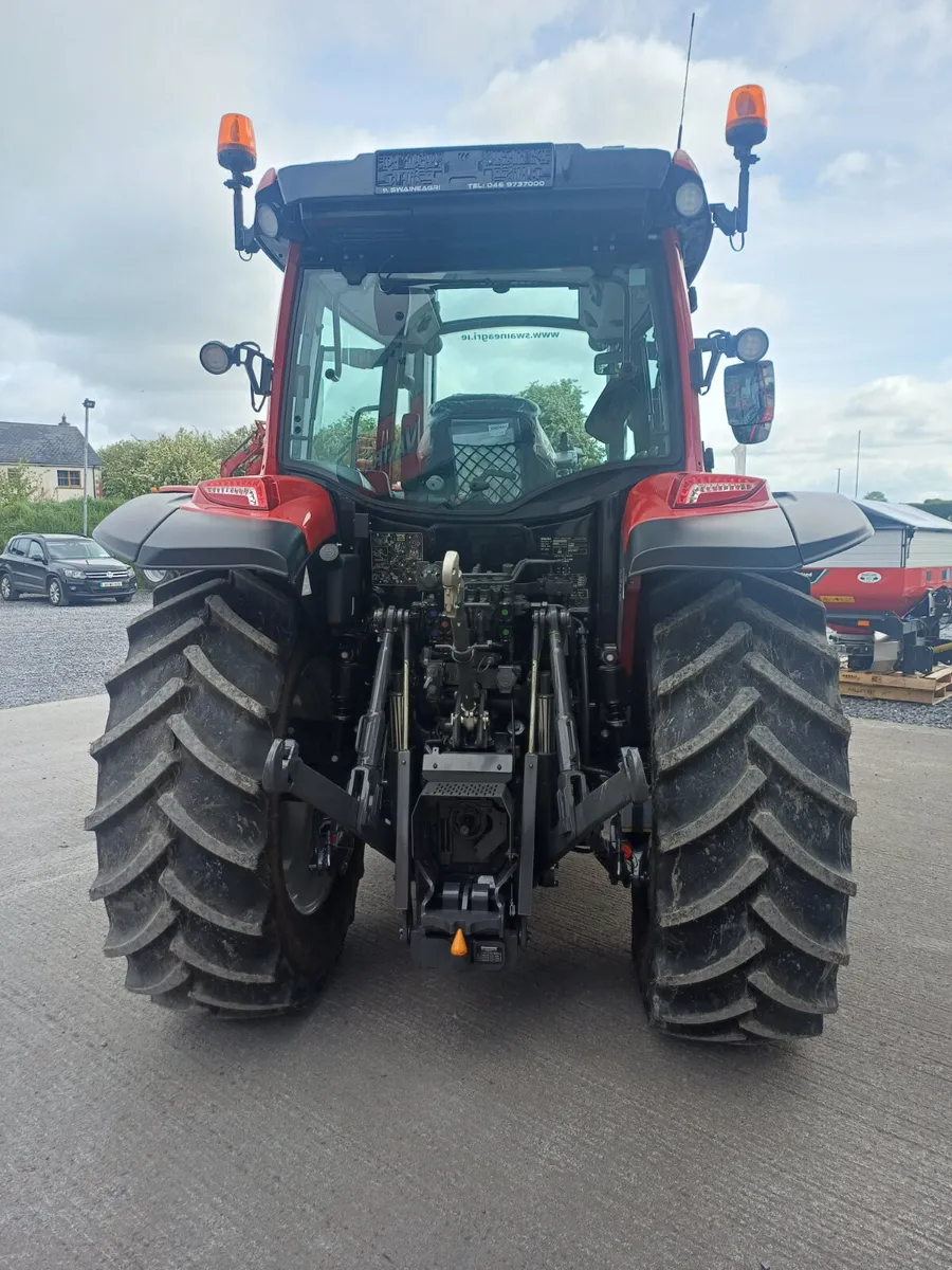Valtra A105 Hitech - Image 4
