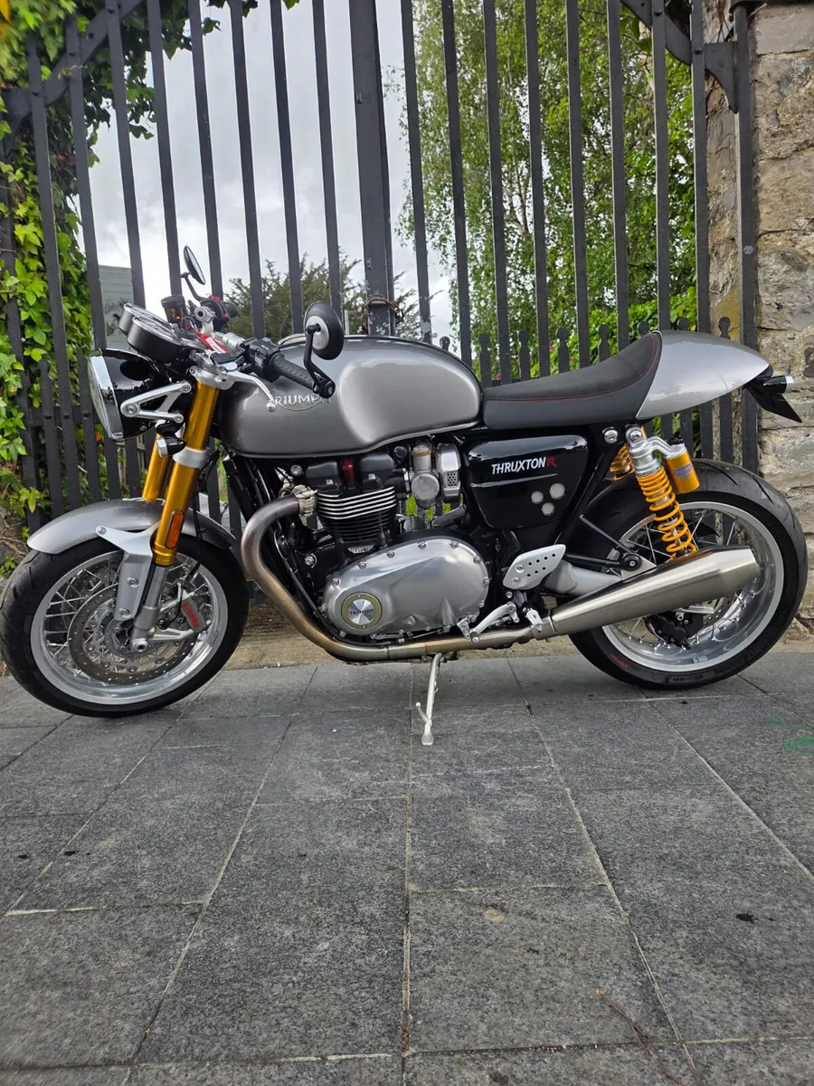 2016 TRIUMPH THRUXTON R MOTO4U - Image 1