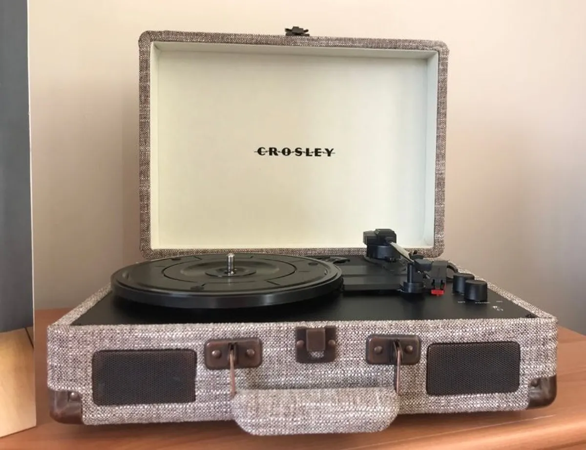 Record Player; Crosley Turntable - Image 3
