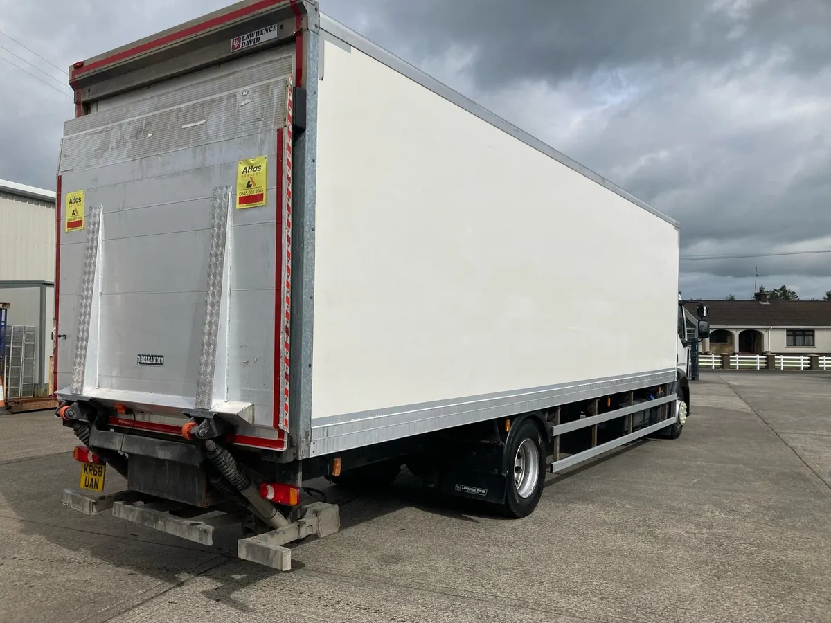 2018 Renault D Range 30 ft Grp box - Image 4
