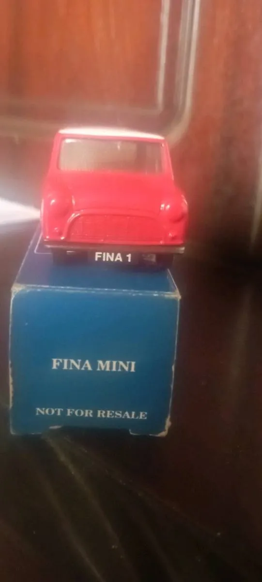 CORGI 1-64 SCALES DIE-CAST MODLES  €12 EACH . - Image 3