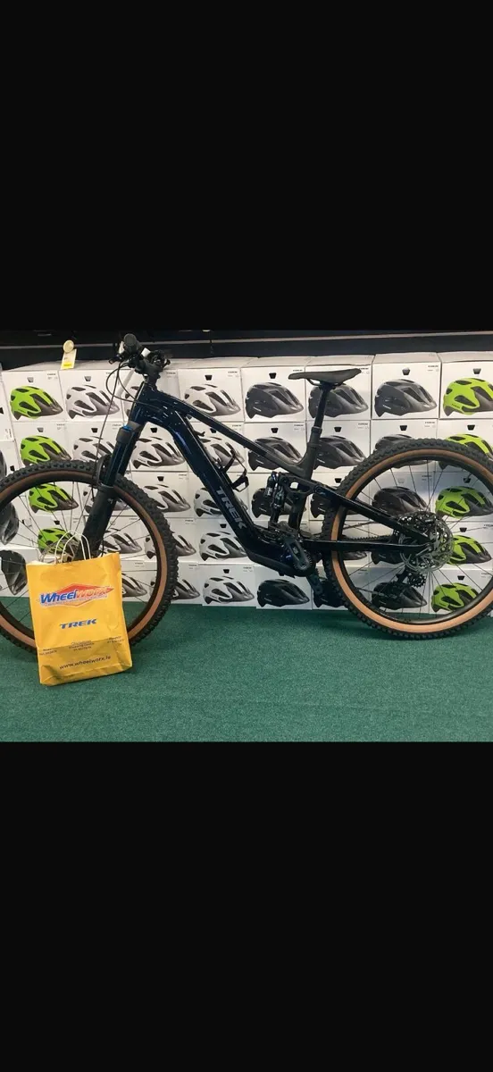 Trek Fuel EX 8 (2026) - Like New, Only 502km! - Image 2