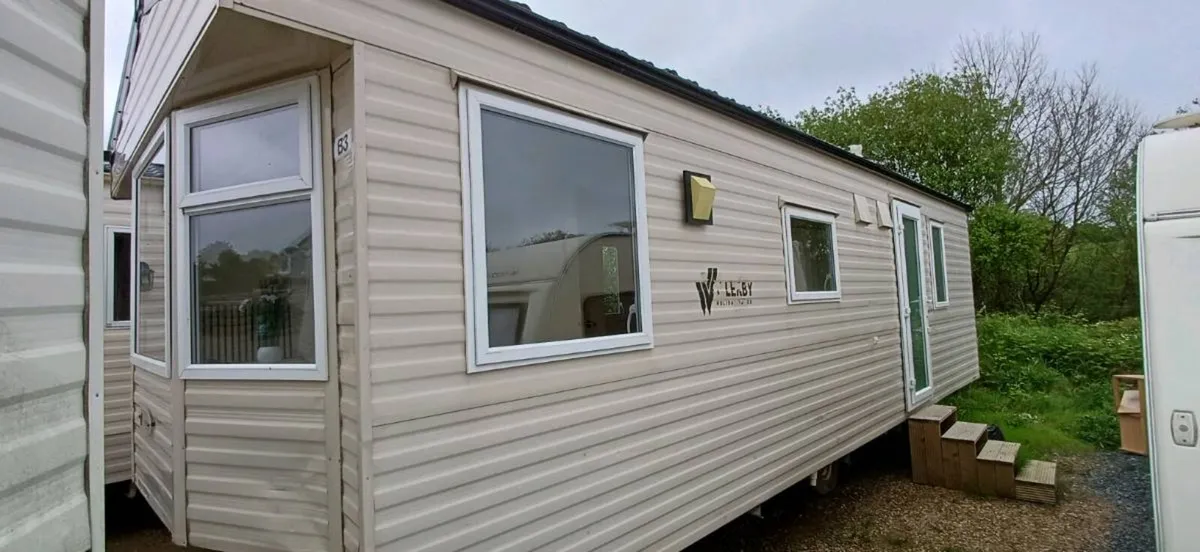 28 x 10 mobile home - Image 2