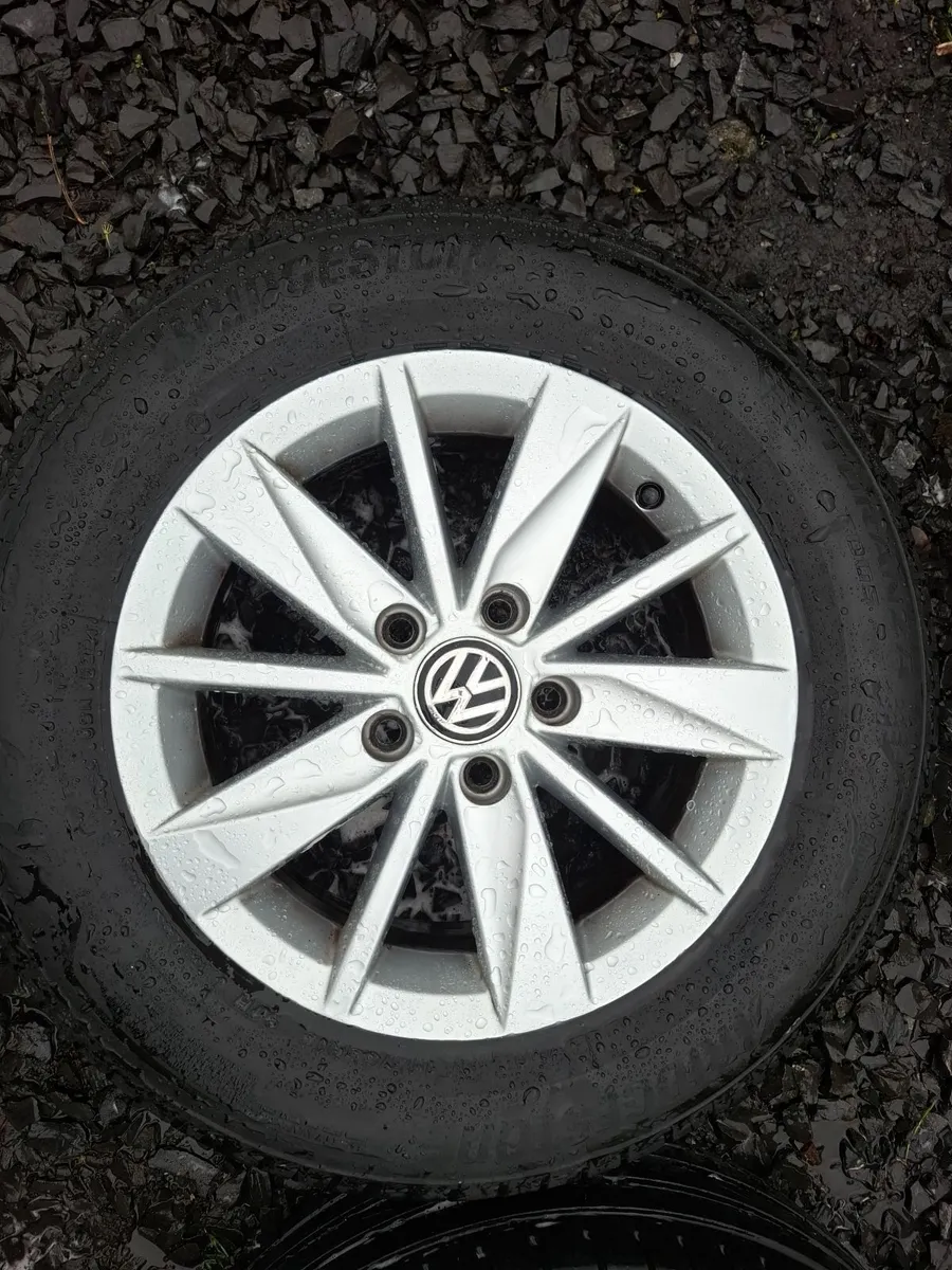 15" Genuine Vw Alloys with tyres - Image 3