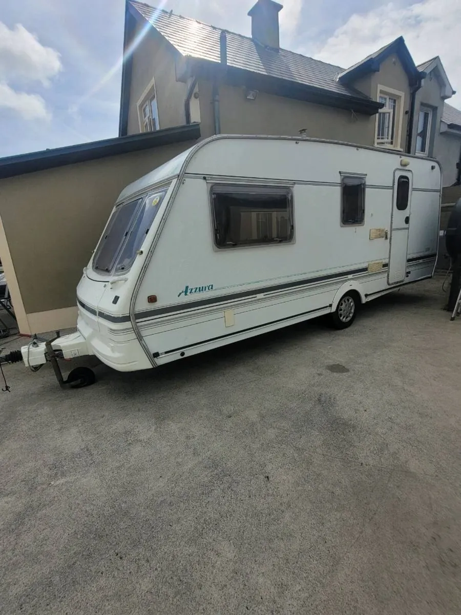 4 bert swift caravan - Image 1