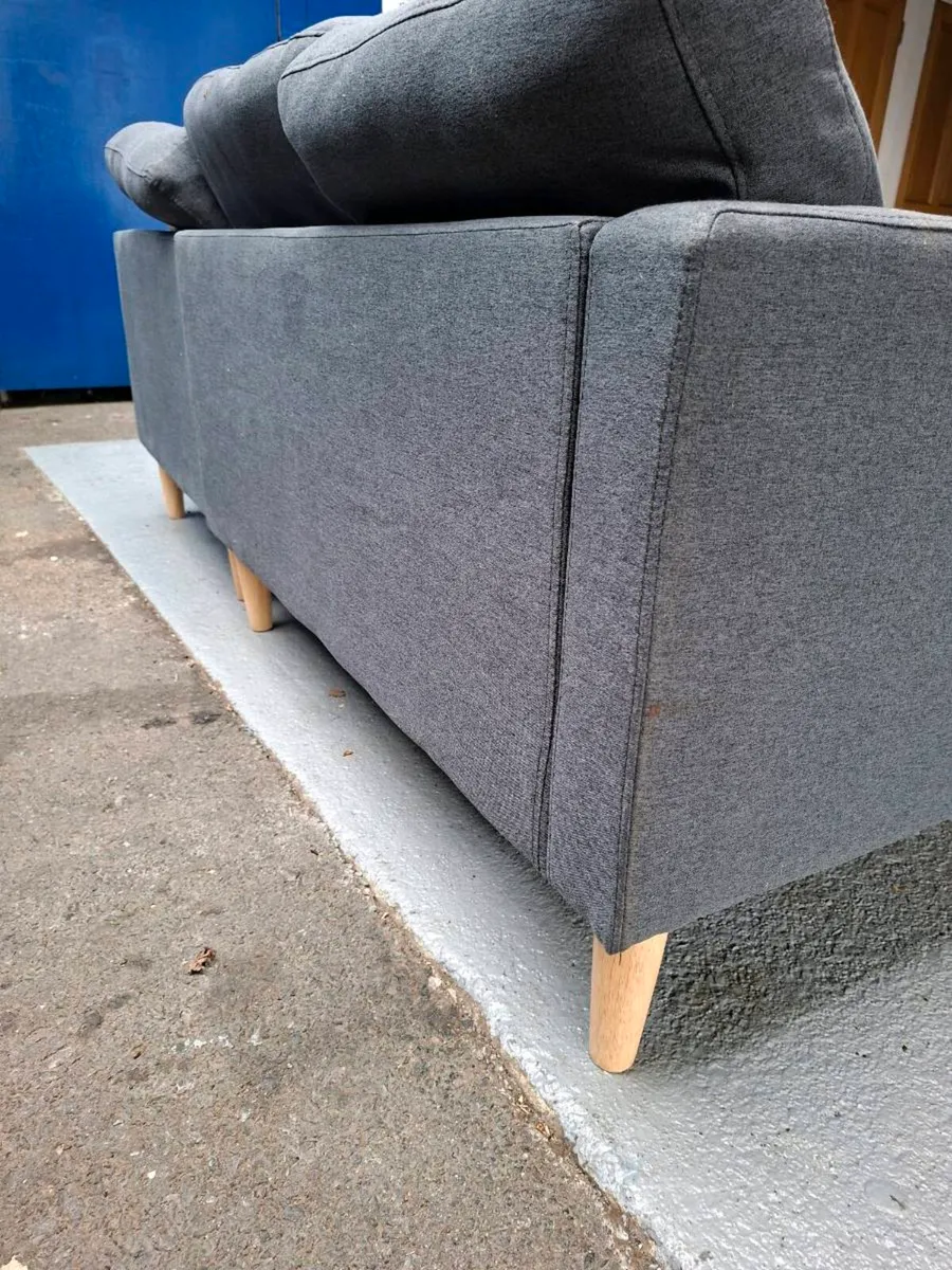 Sofa couch - Image 2