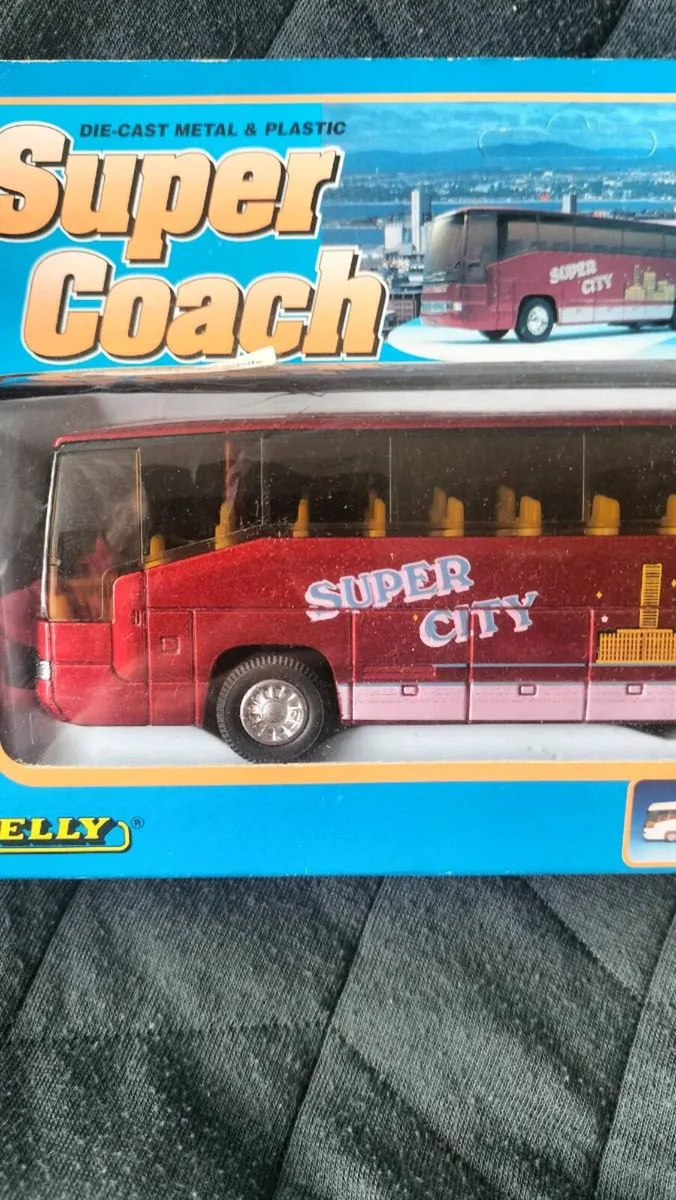 WELLY PULL BACK SUPER COACH DIECAST - Image 2