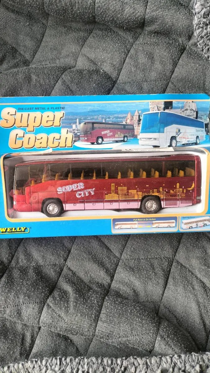 WELLY PULL BACK SUPER COACH DIECAST - Image 1