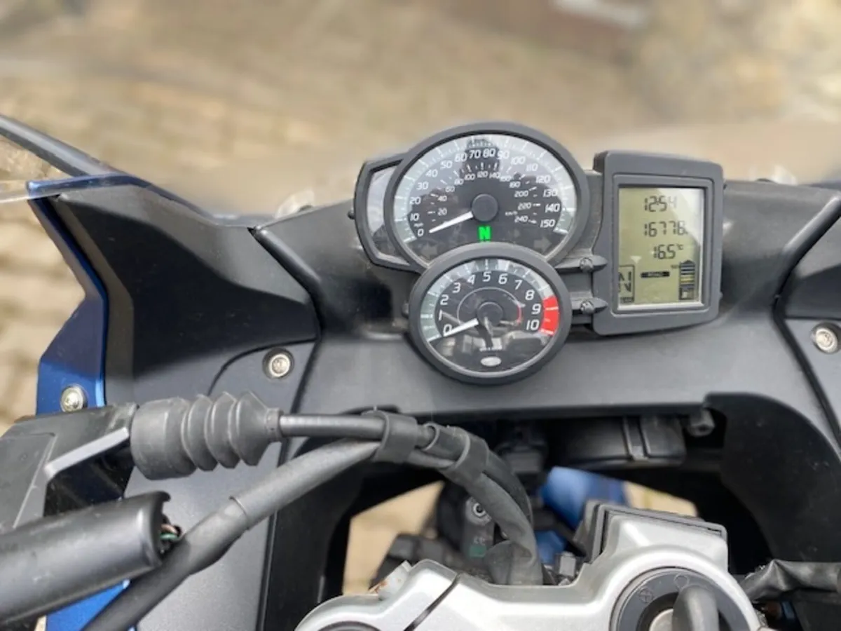 BMW F 800 GT 2018 - Image 2