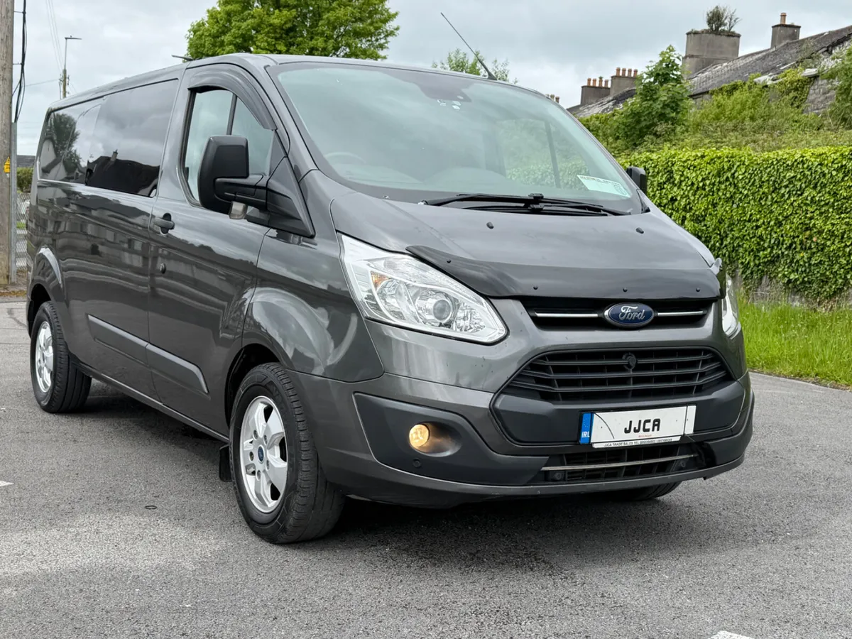 ABSOLUTELY IMMACULATE CREW CAB LIMITED CUSTOM - Image 3