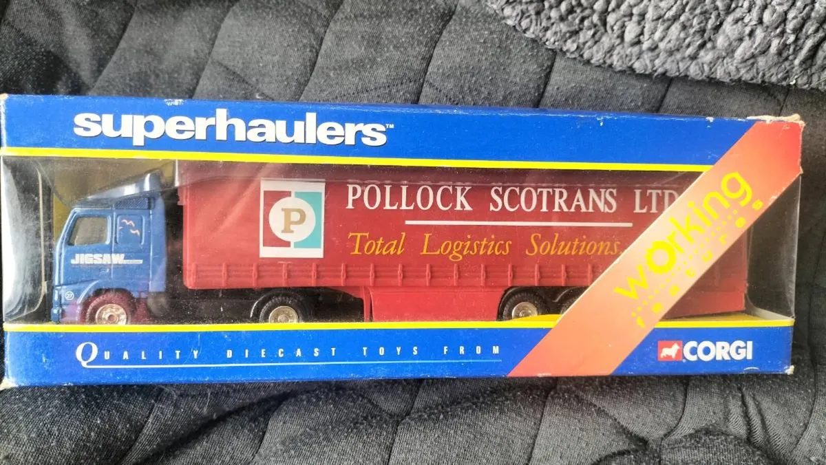 CORGI SUPERHAULERS VOLVO TRUCK . MODEL - Image 1