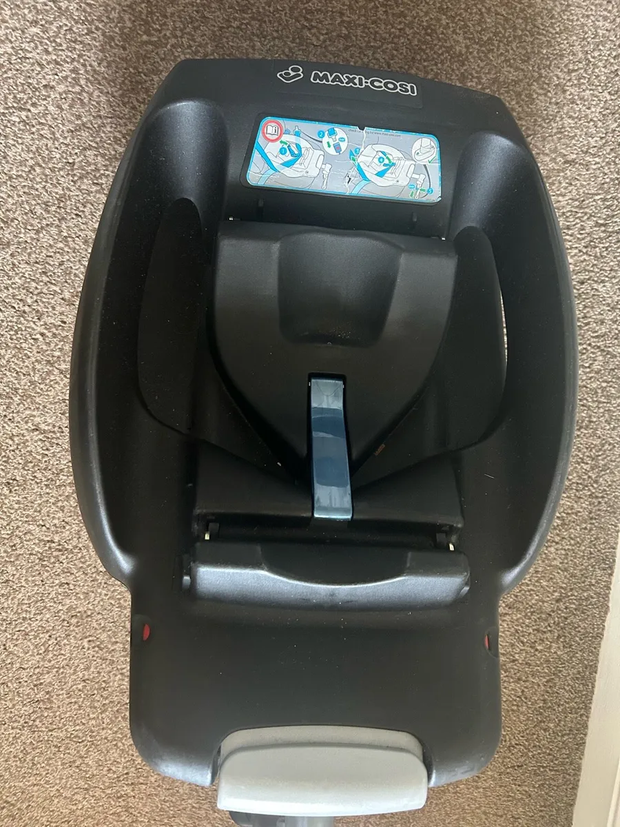 Maxi Cosi Easy Fix (ISO fix) base - Image 2