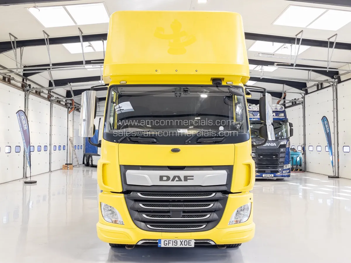 2019 DAF CF 290 FA 18T REMOVAL BOX VAN - Image 2
