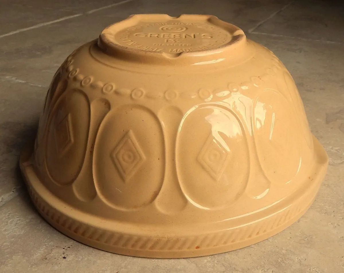 Vintage Wooden Rolling Pins & Ceramic Baking Bowl - Image 3